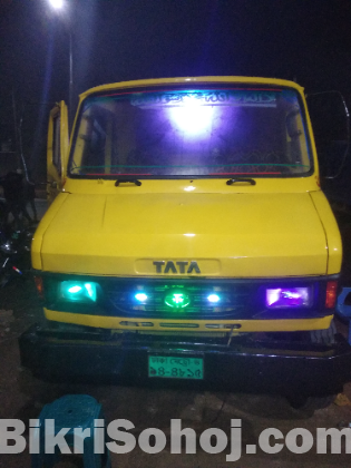 Tata 709 Truck